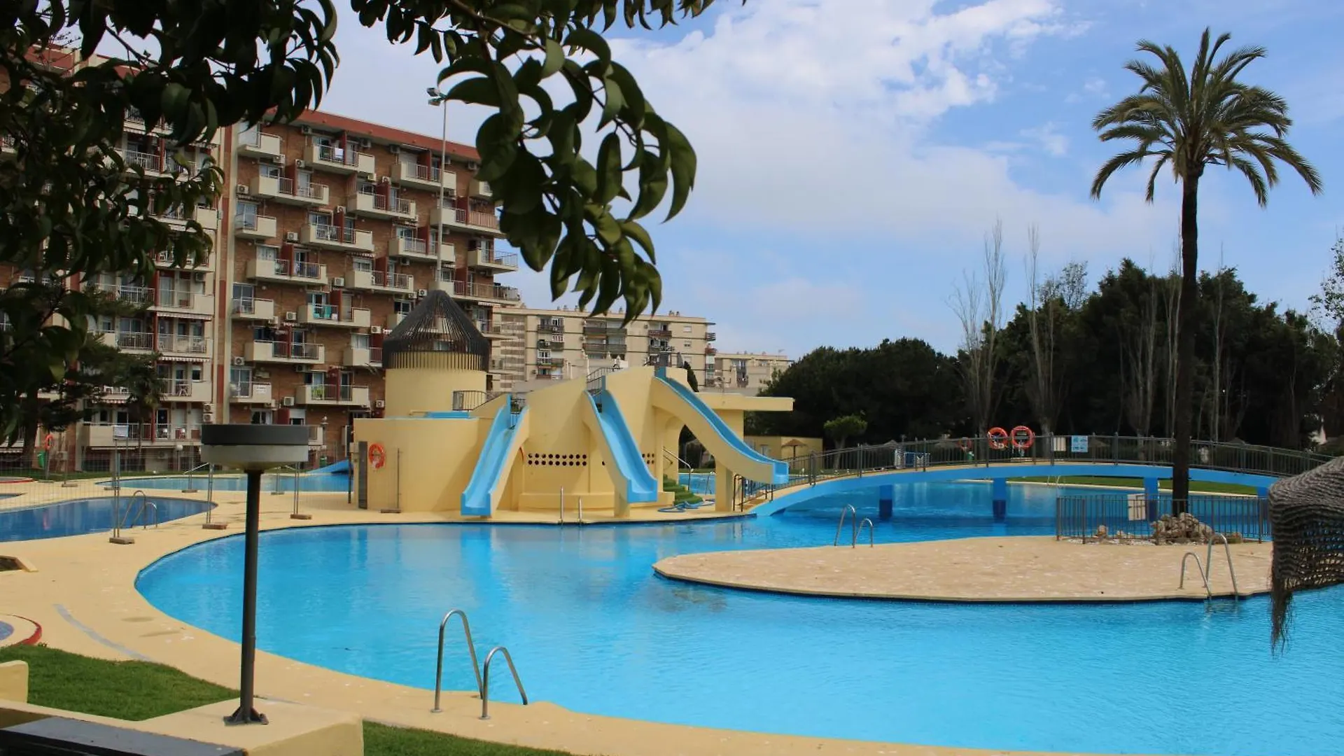 Apartamento Minerva Nuevo 400 Benalmádena